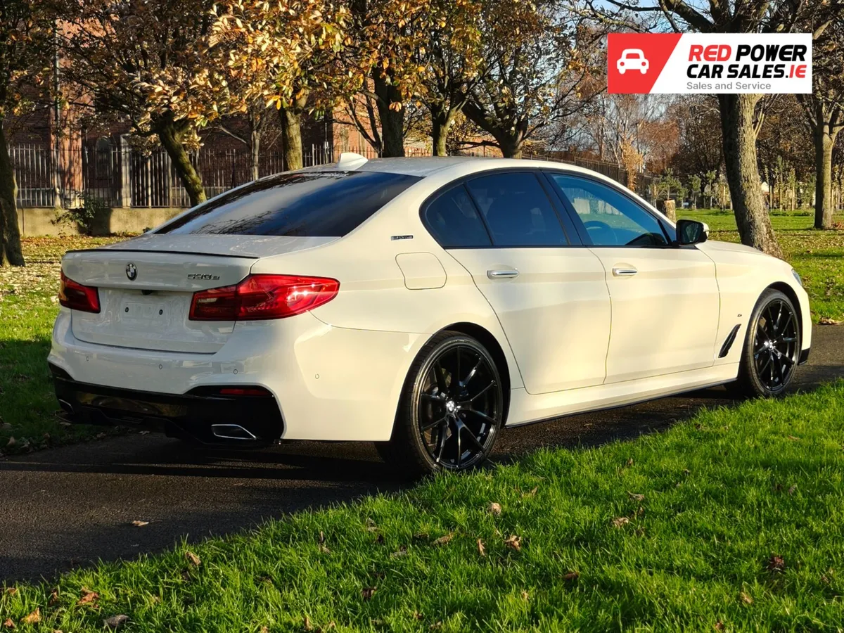 BMW 5-Series 530E M SPORT//NEW NCT - Image 4