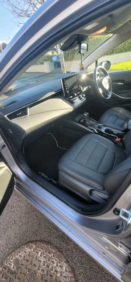 Toyota Corolla - Image 3