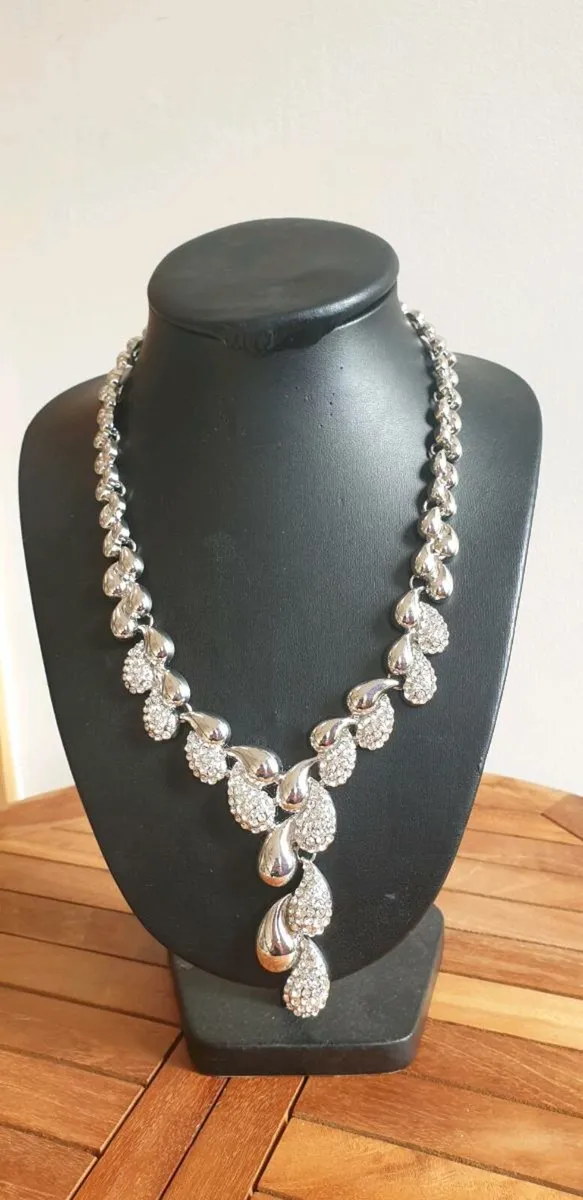 Costume Jewellery - New & Pre-owned #1 - Image 1