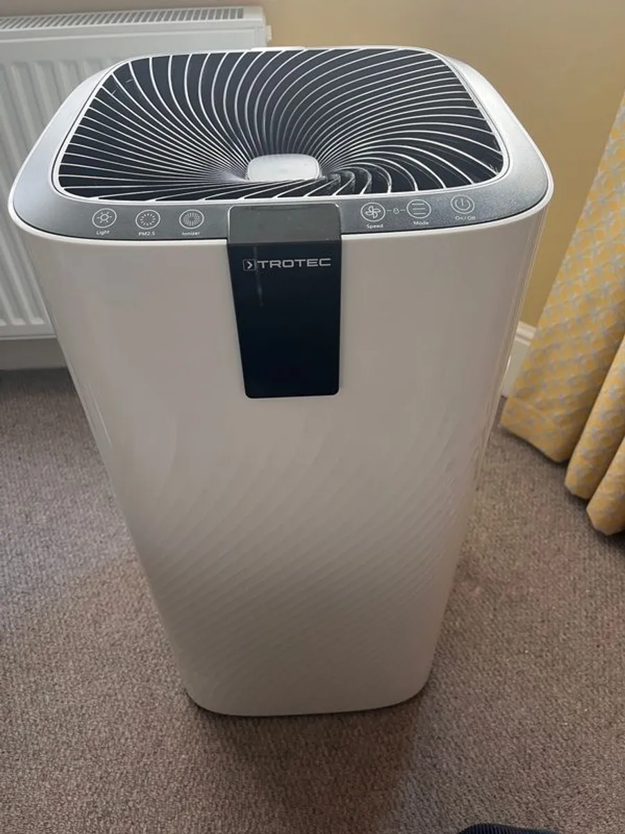 Air Purifier - Image 1