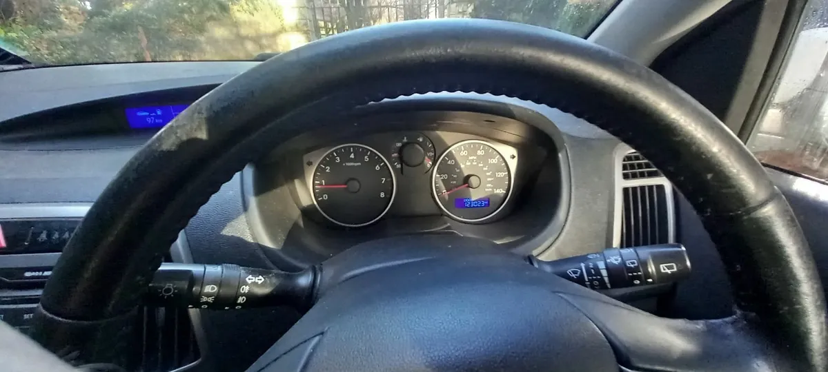 Hyundai i20 2013 - Image 2