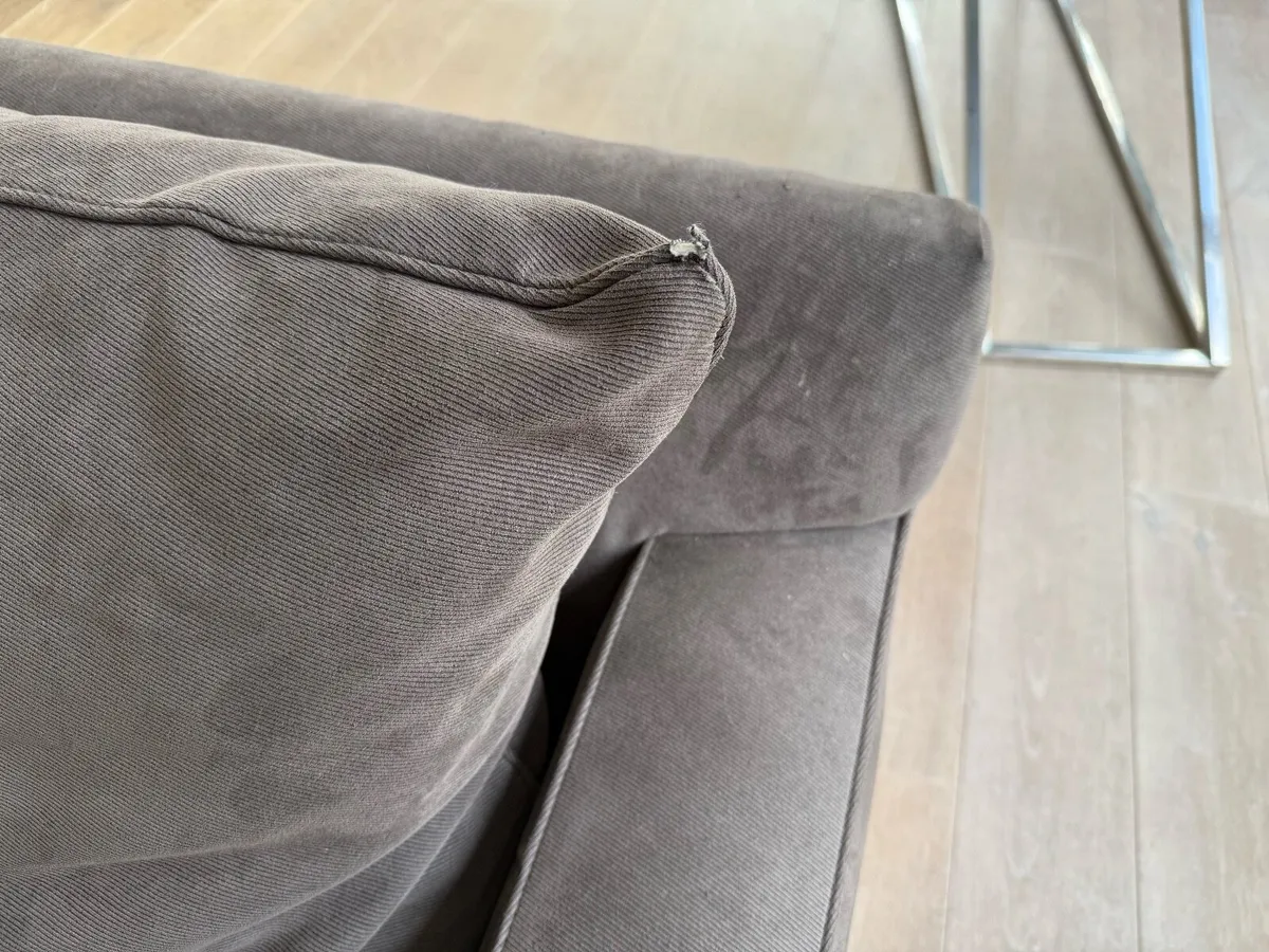 Dark grey 3 seater couch - Image 3