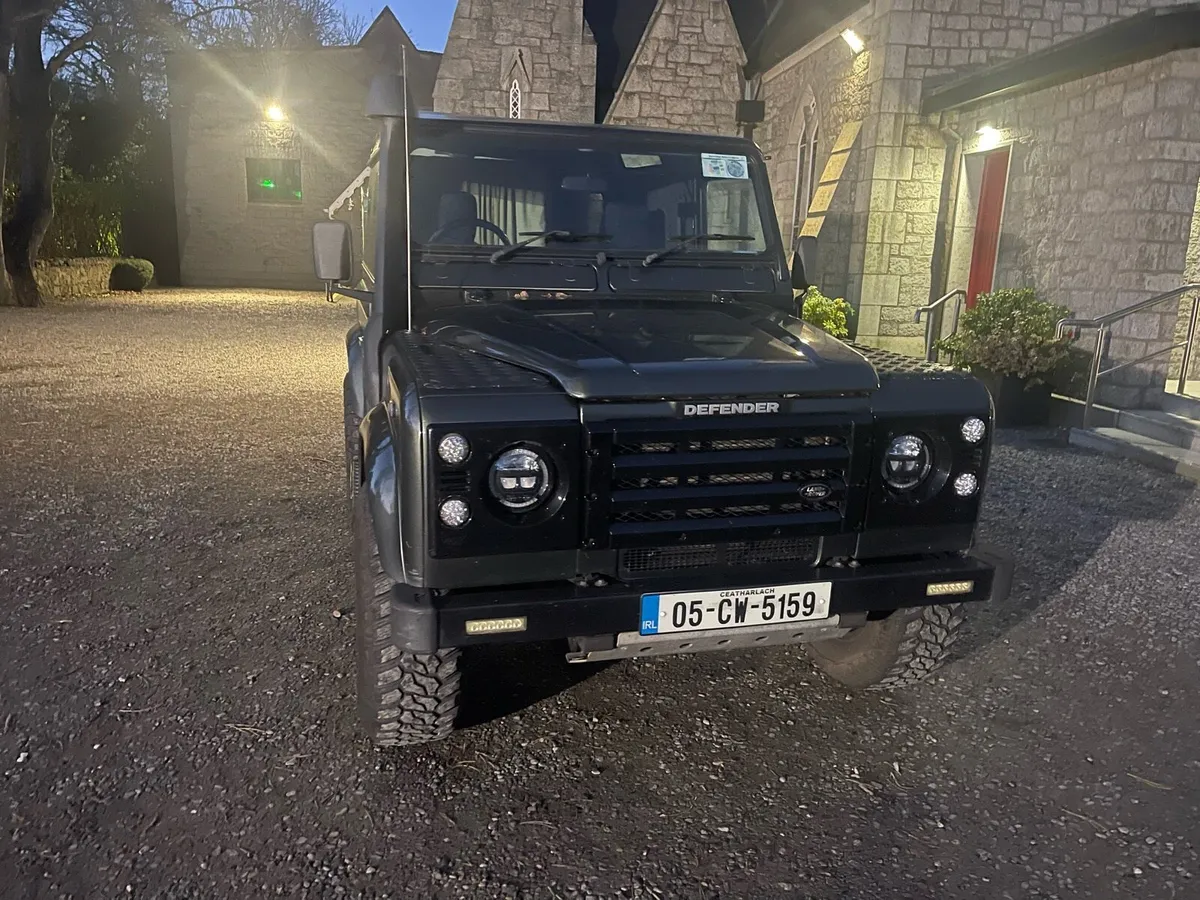 2005 Landrover Defender 90 - Image 3