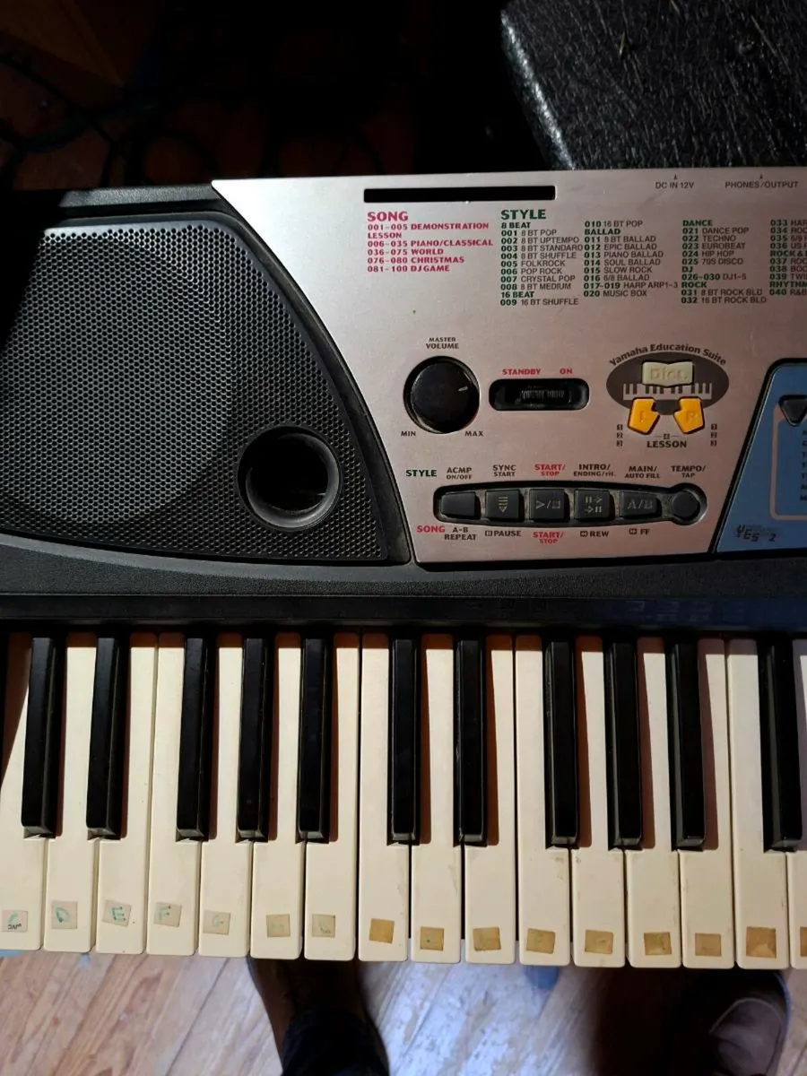 Yamaha keyboard - Image 2