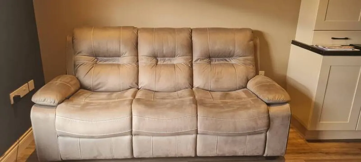 2 seater sofa - Image 3