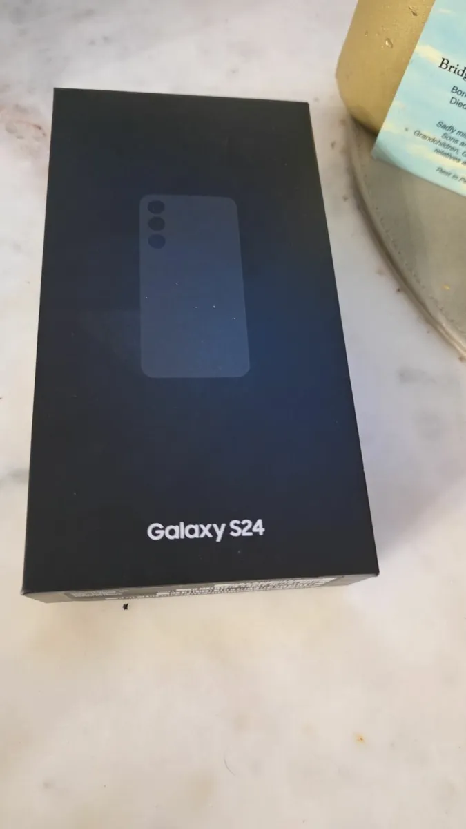 Samsung S24 - Image 2