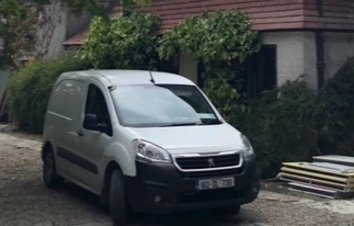 2016 Peugeot Partner - Image 2