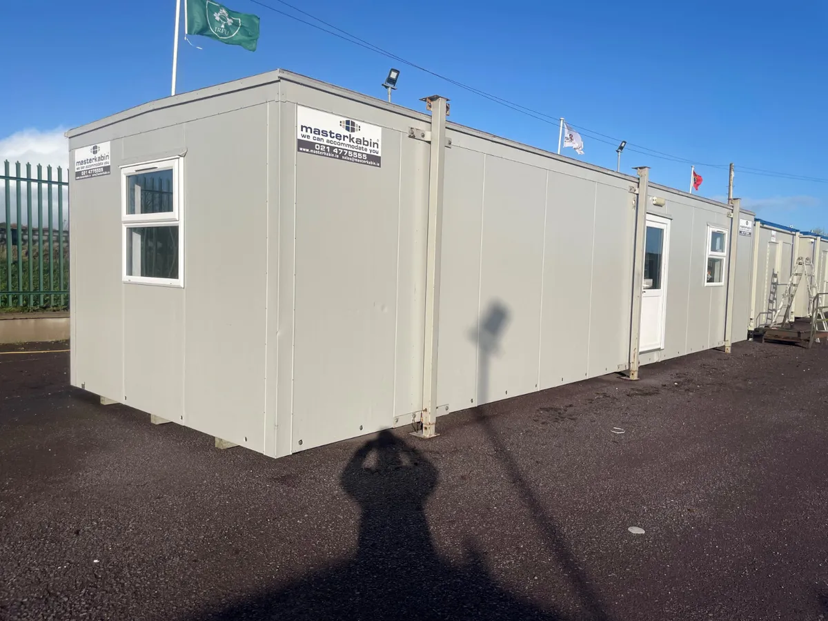 40ft x12ft Cabin - Image 1