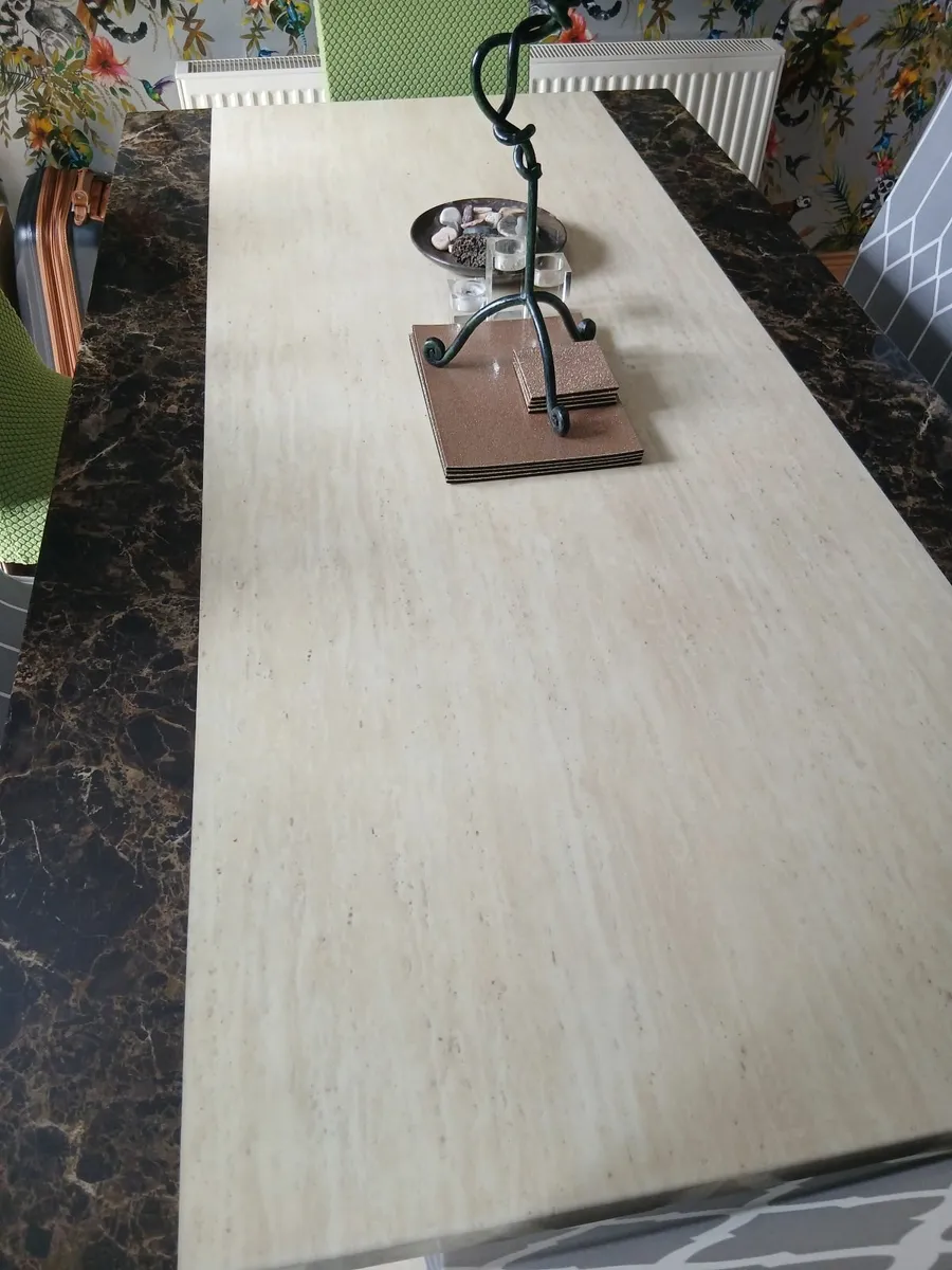 Marble table and 6 chairs - Image 2