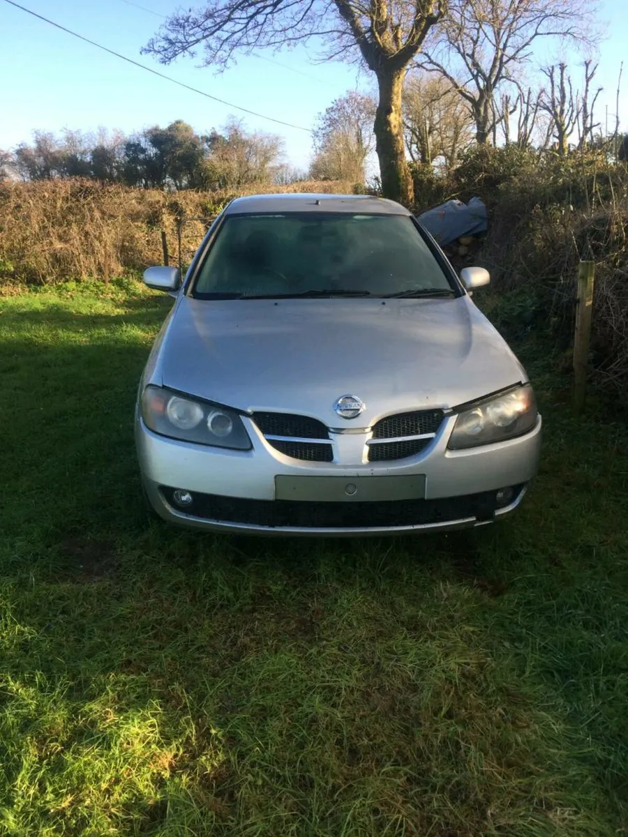 03Nissan Almera & Volkswagen Golf 05 for parts - Image 3