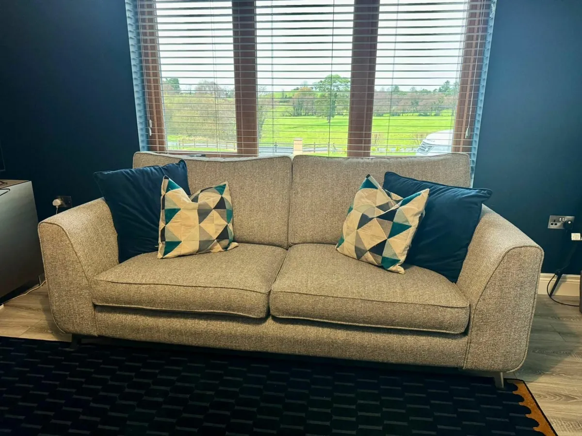 4 Seater Grey Sofa - Image 2