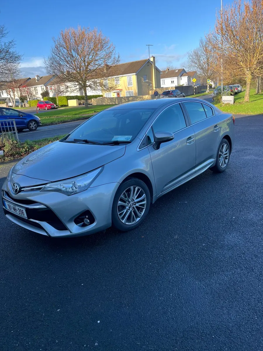Toyota Avensis 1.8 Automatic 2016 - Image 2