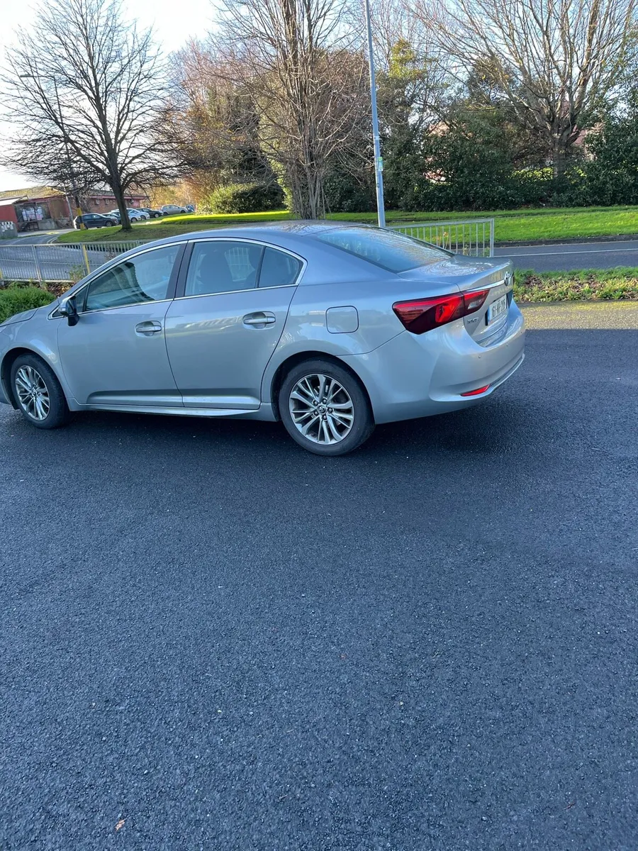 Toyota Avensis 1.8 Automatic 2016 - Image 3