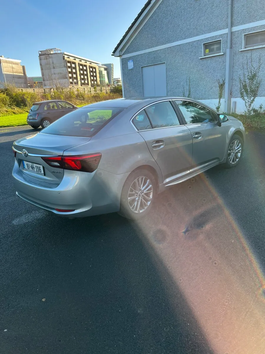 Toyota Avensis 1.8 Automatic 2016 - Image 4