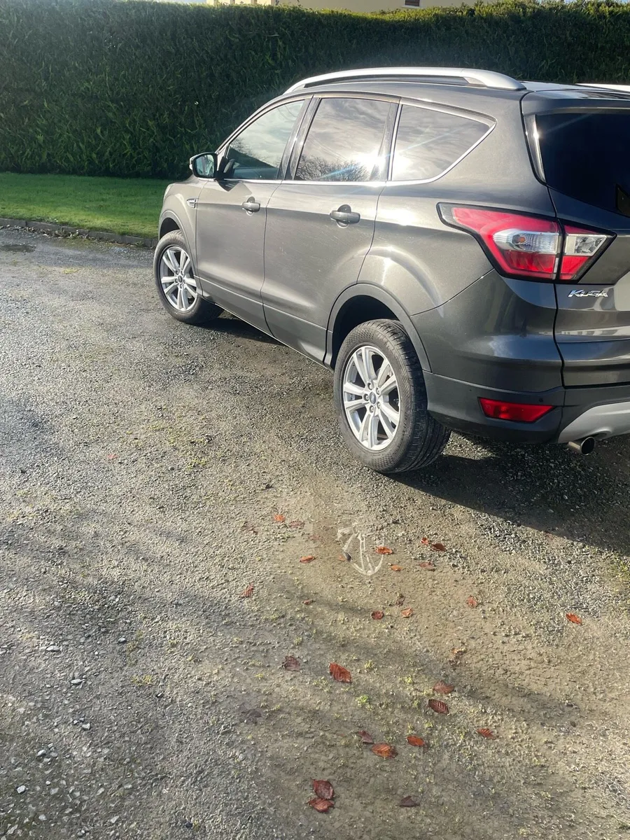 Ford Kuga - Image 4