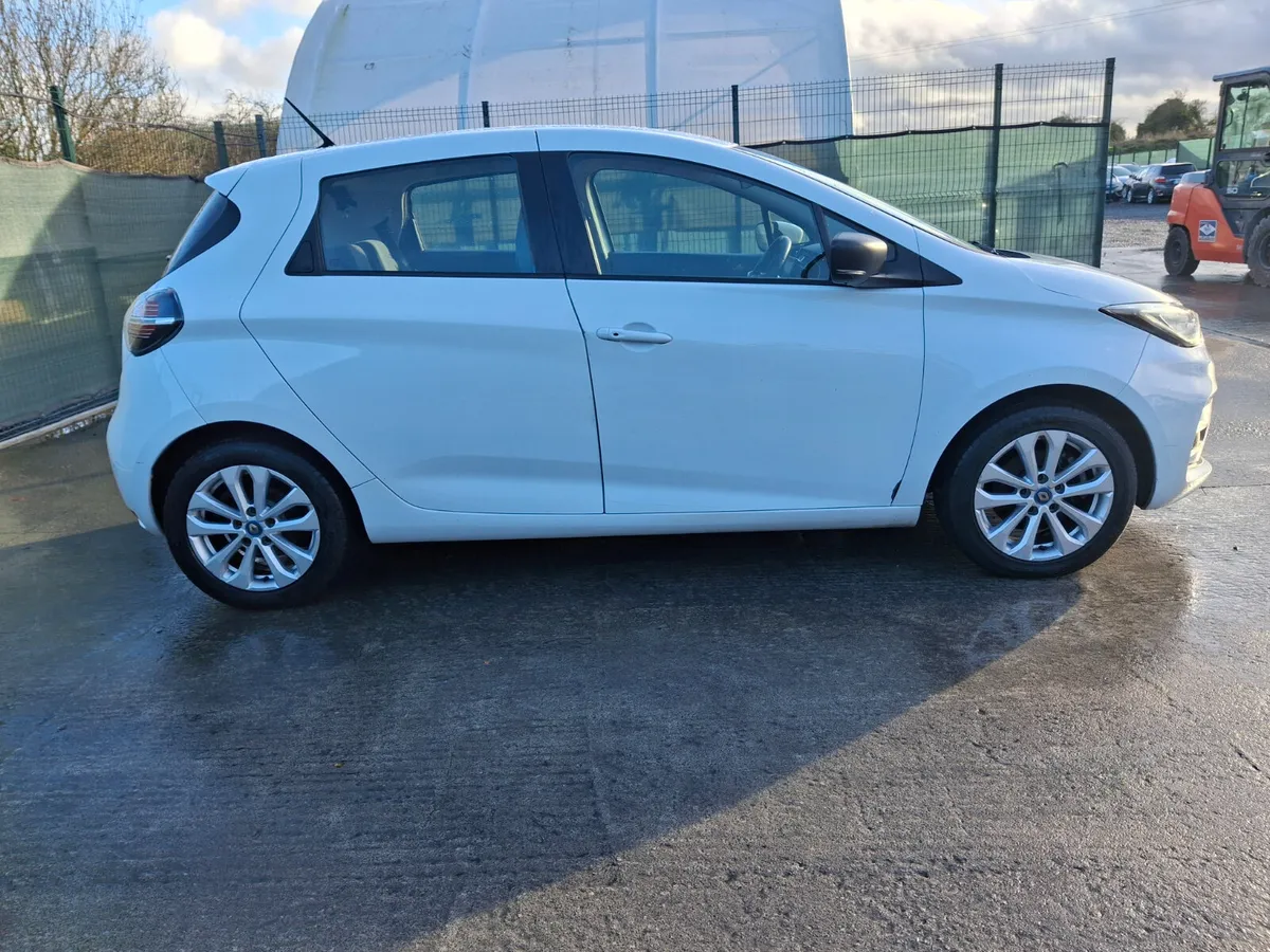 211 Renault Zoe EV Long Range - Image 4