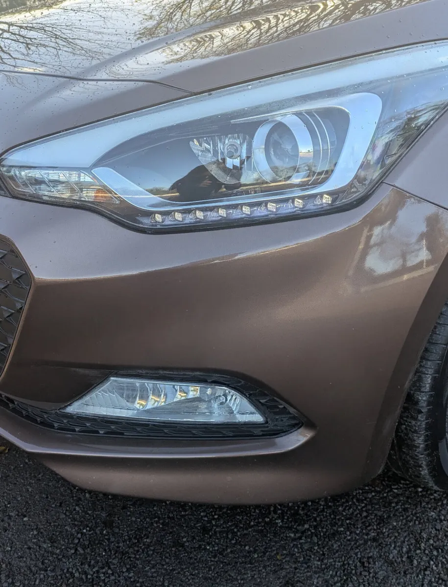 Hyundai i20 1.2L DELUXE /LOW KMS. - Image 4