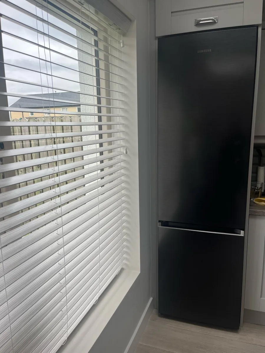 Samsung Fridge Freezer - Image 1