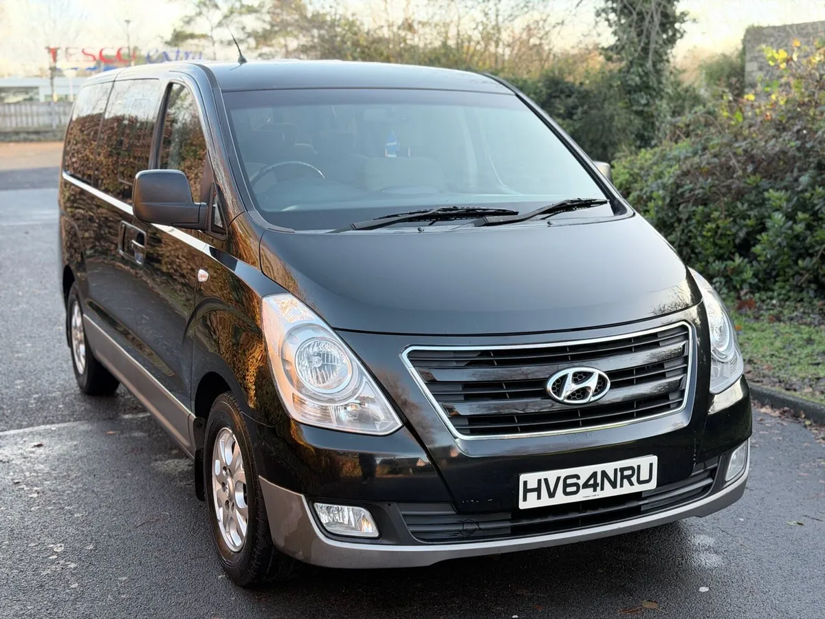 2014 HYUNDAI I800 2.5CRDI 8SEATS - Image 1