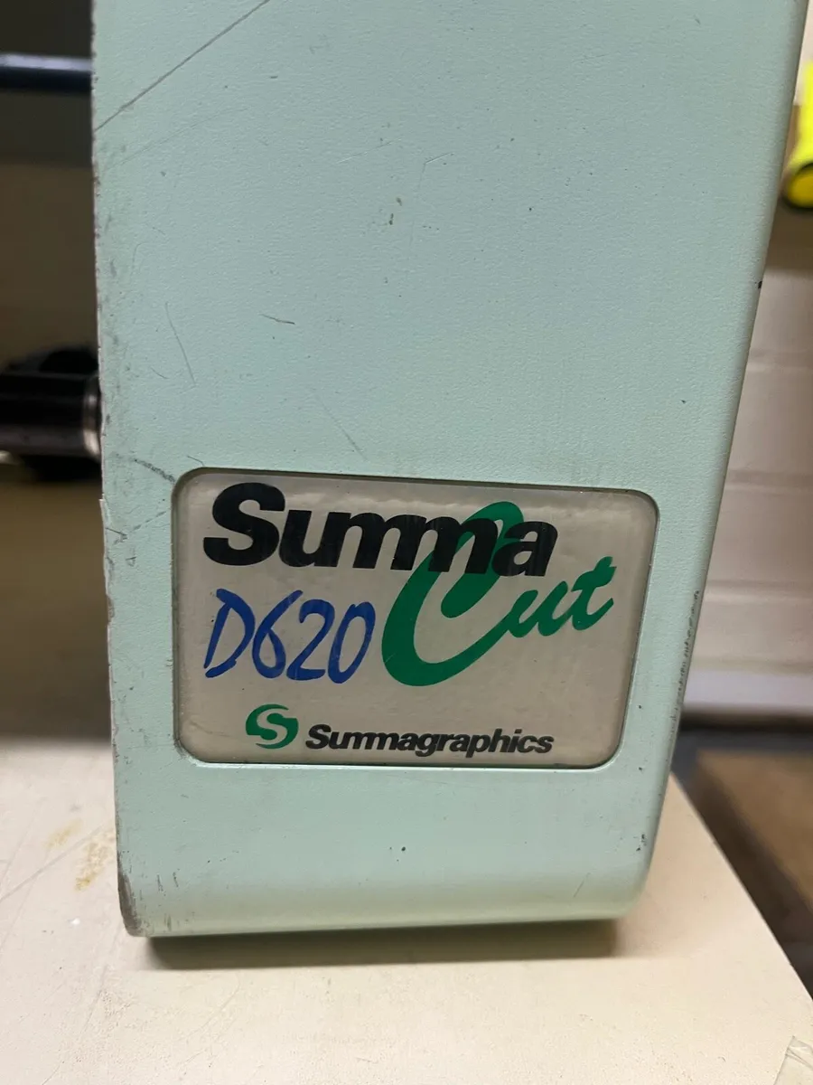 Vinyl plotter - Image 2