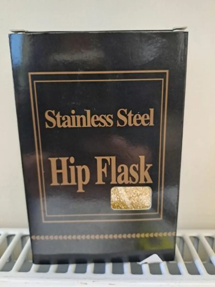 Gold glitter Hip flask NEW - Image 4