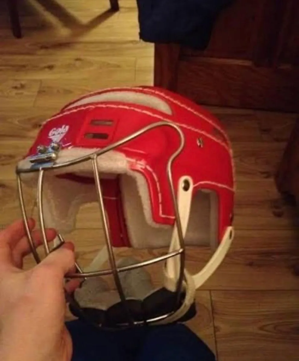 Red oldstyles wanted - Image 3