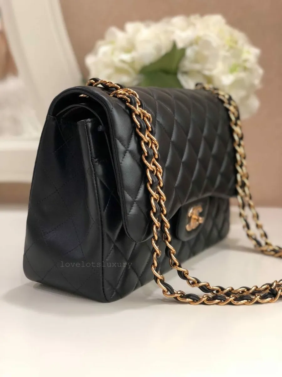 Chanel Black Lambskin Leather Jumbo Handbag - Image 4
