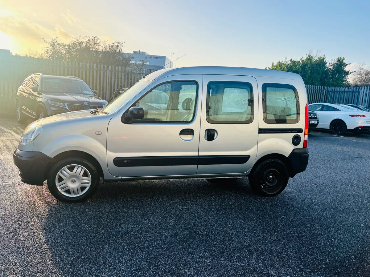 Automatiz Renault Kangoo 2009 wheelchair accessibl - Image 4