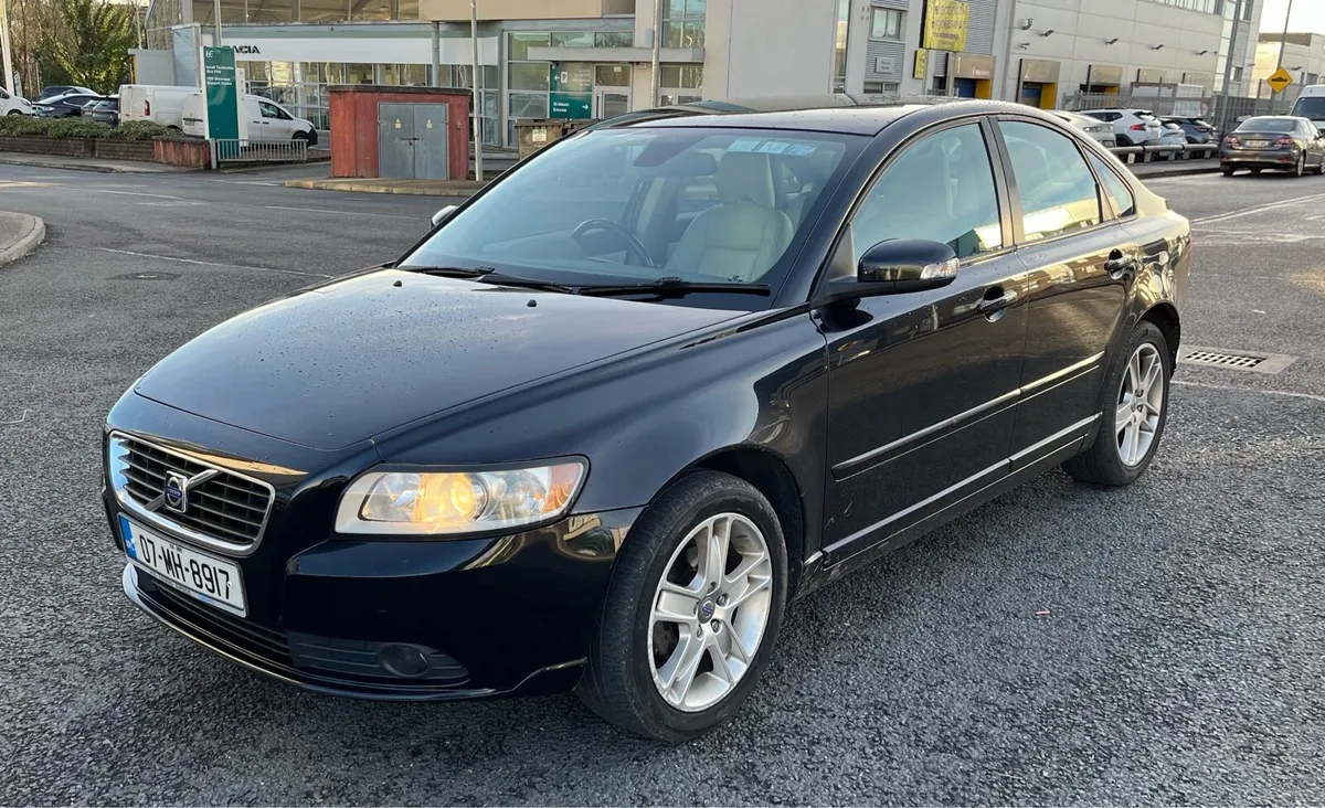 Volvo s40, 2007, 206000 km - Image 2
