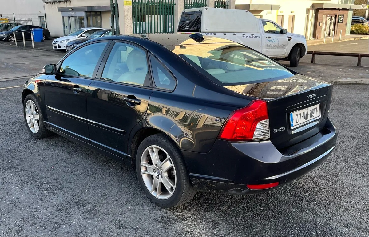 Volvo s40, 2007, 206000 km - Image 4