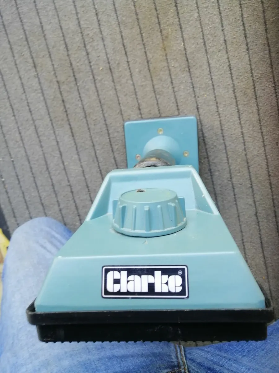 Carpet Stretcher - Image 2