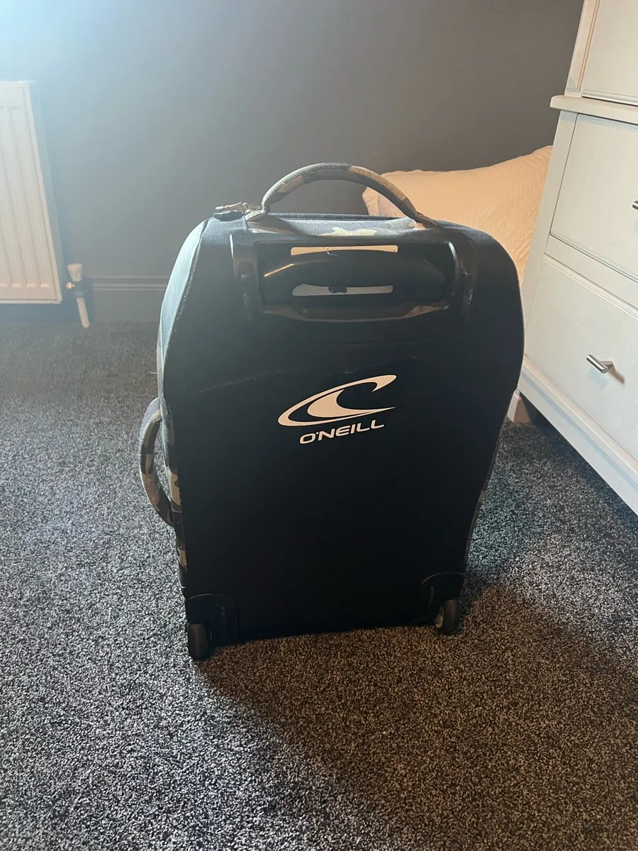 Oakley case - Image 3