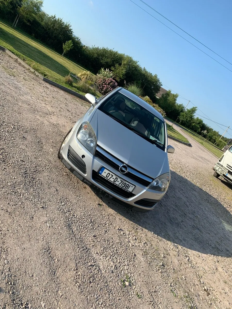 Opel Astra 2007 - Image 1