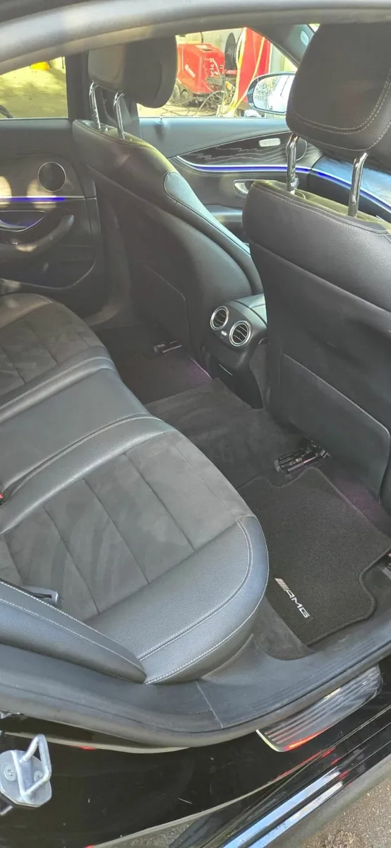 Mercedes-Benz E-Class 2017 - Image 4