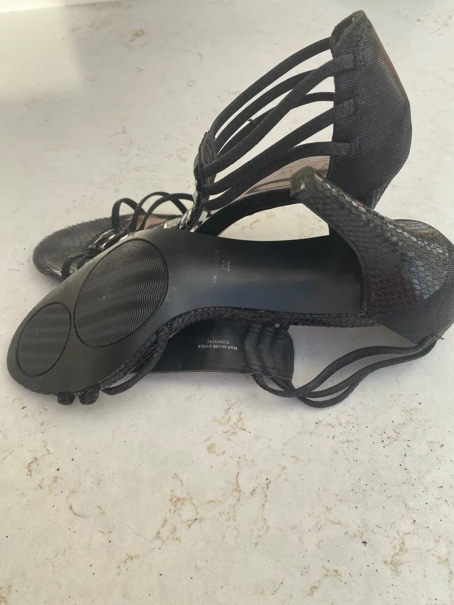 Ladies black sandals - Image 4