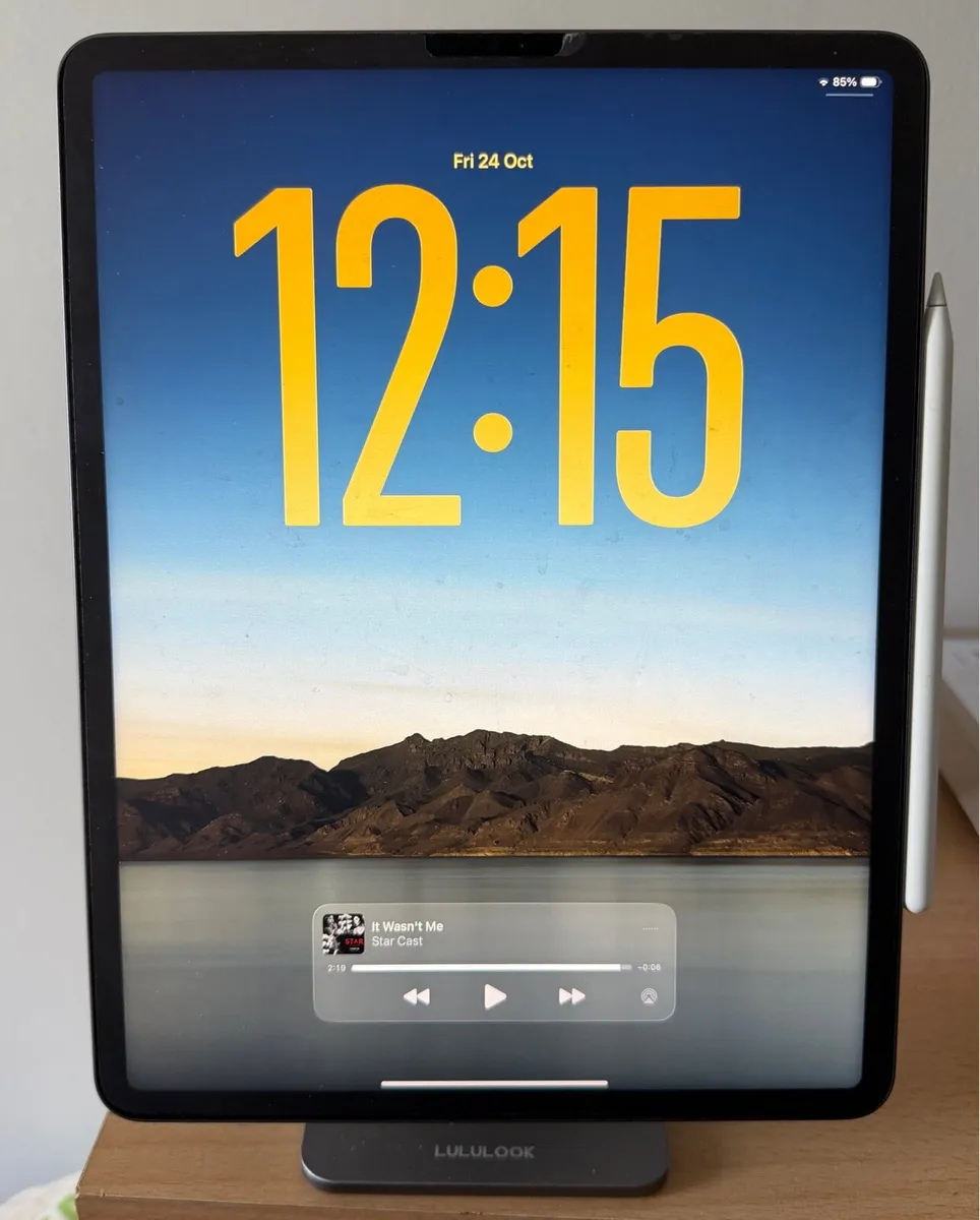 Ipad pro 12.9 inch - Image 1
