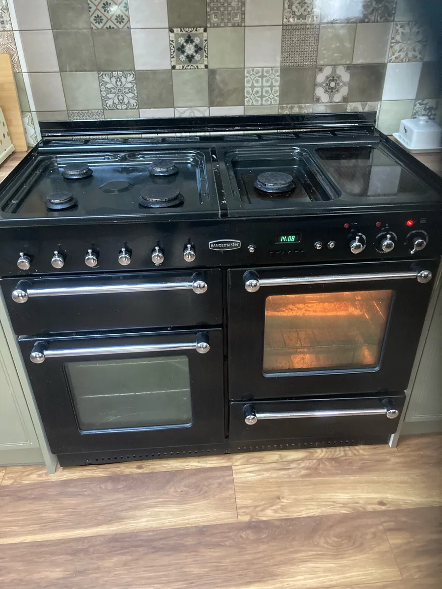 Range master gas hob electric oven 44”x 24” - Image 2