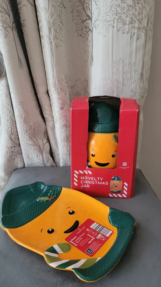 Kevin the carrot christmas jar and plate - Image 1