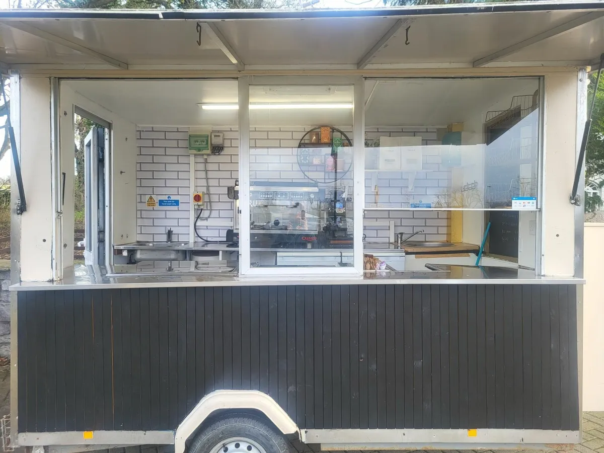 Coffee/catering trailer - Image 1