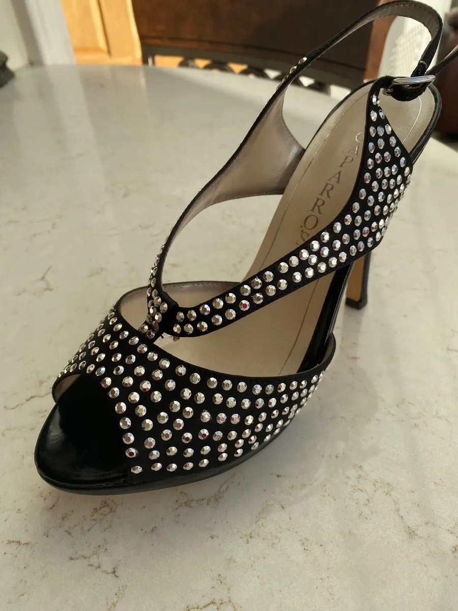 Ladies sandals - Image 3