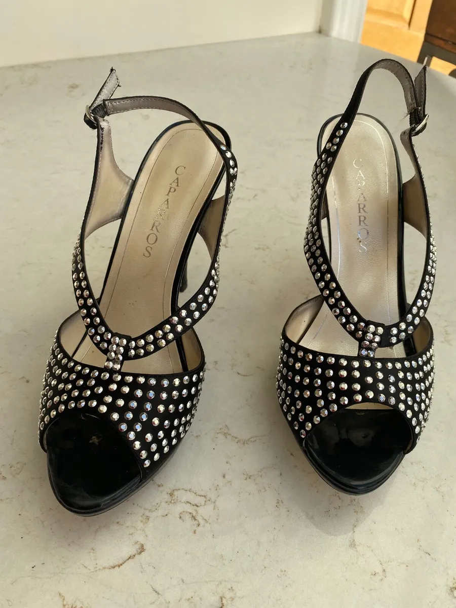 Ladies sandals - Image 1