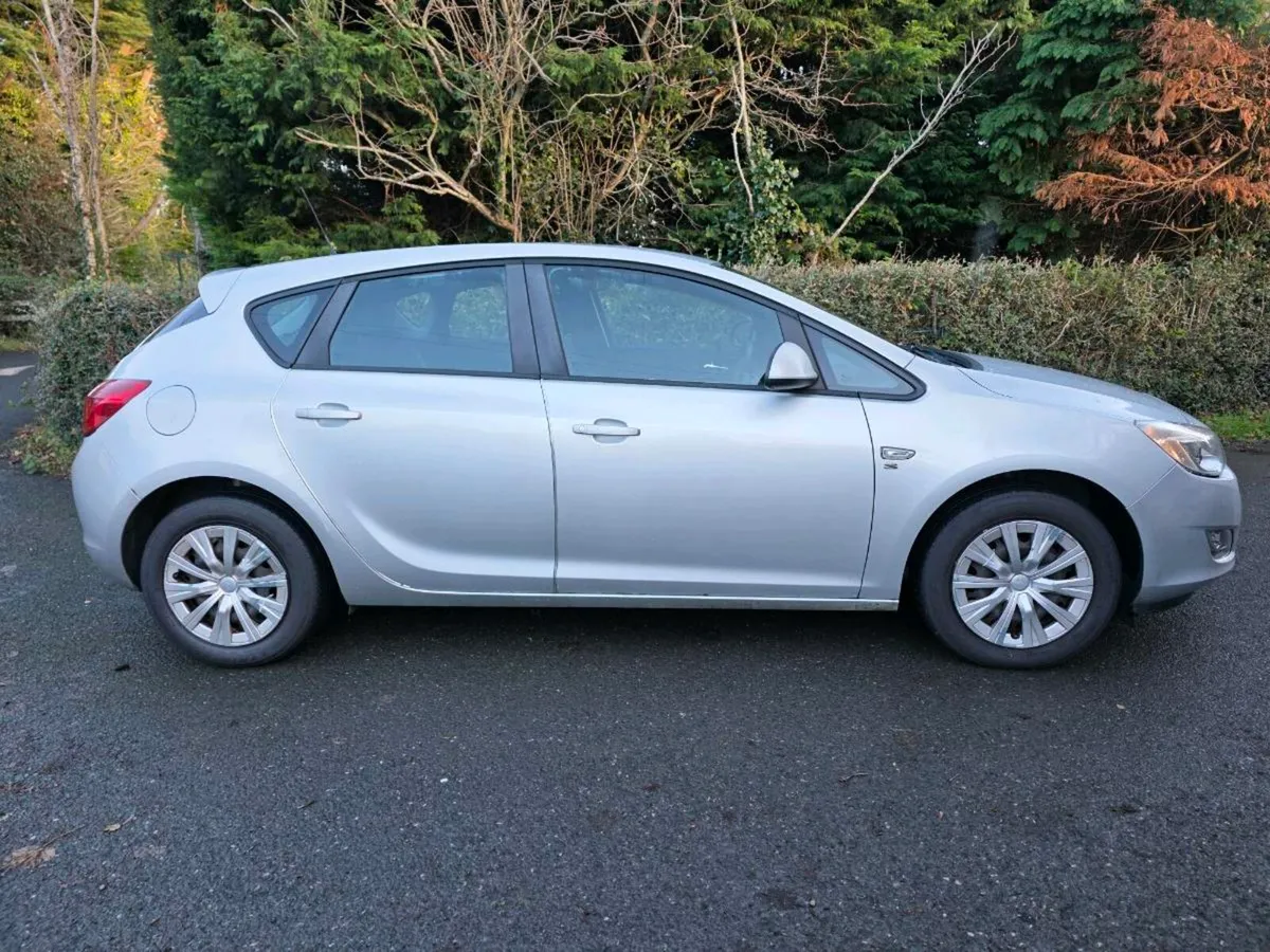 Opel Astra - Image 4