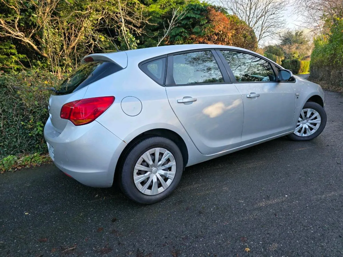 Opel Astra - Image 3