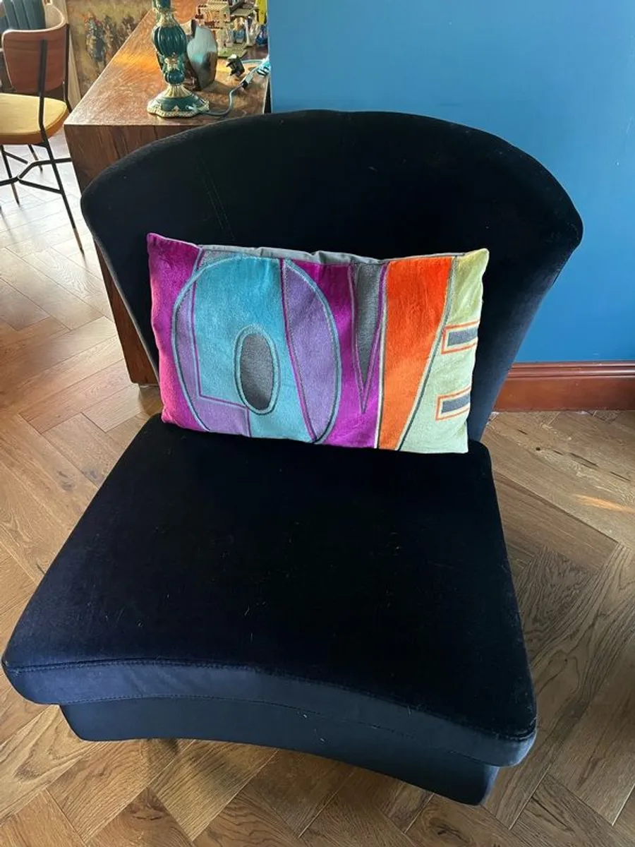 Black Velvet Accent Chair - Image 1