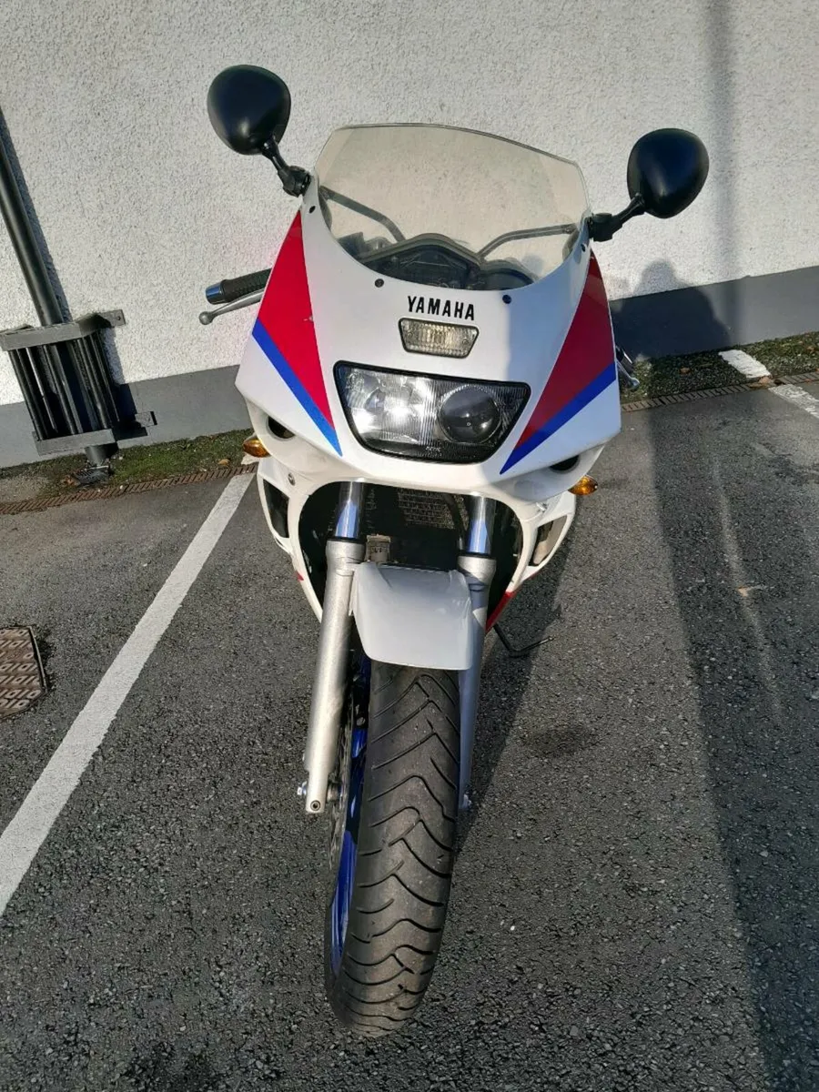 Yamaha Fzr 600 1992 Vintage - Image 3