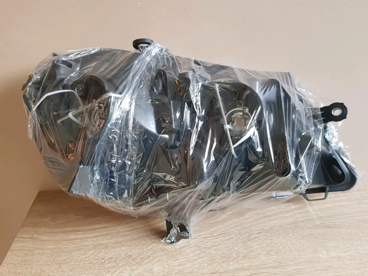 Brand New VW Polo Left side Headlamp 2005 - 2009 - Image 2