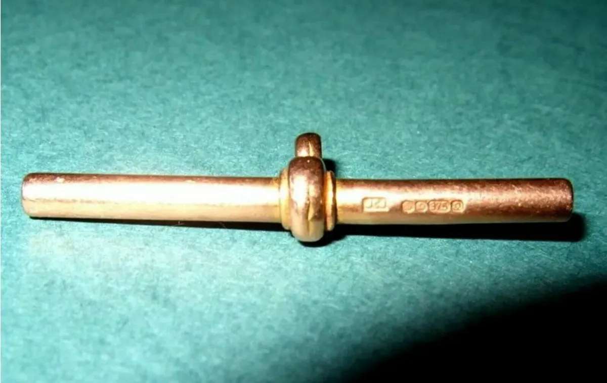 Vintage Hallmarked 9ct Gold 'Albert Bar' - Image 2