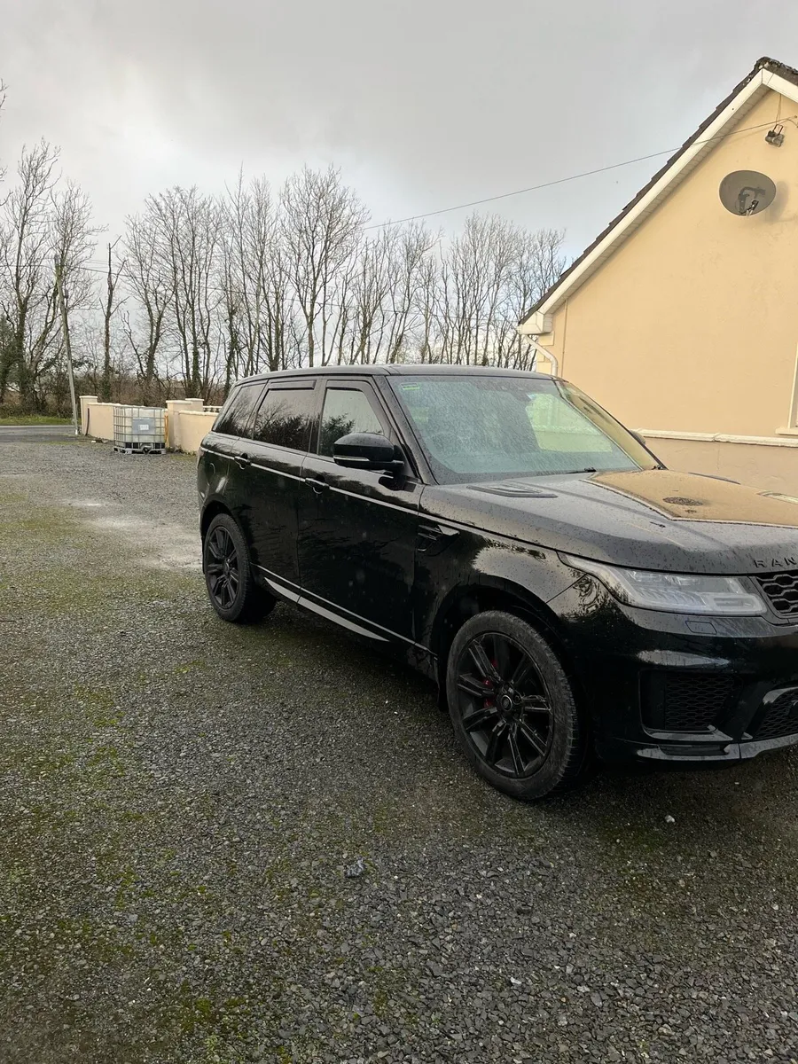 Range Rover Sport - Image 2