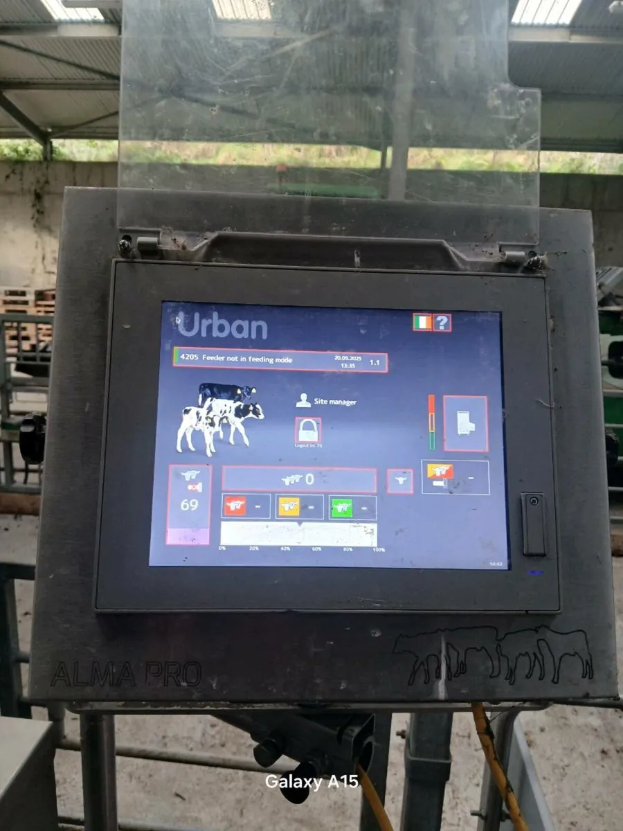 Calf feeder - Image 1