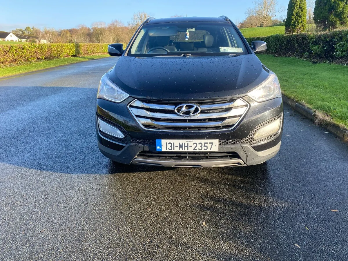 131 HYUNDAI SANTA FE 2.2 CRDI 4 WD 7 SEATER - Image 2